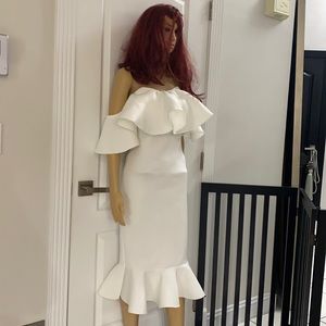 Ruffle off the shoulder gorgeous dress